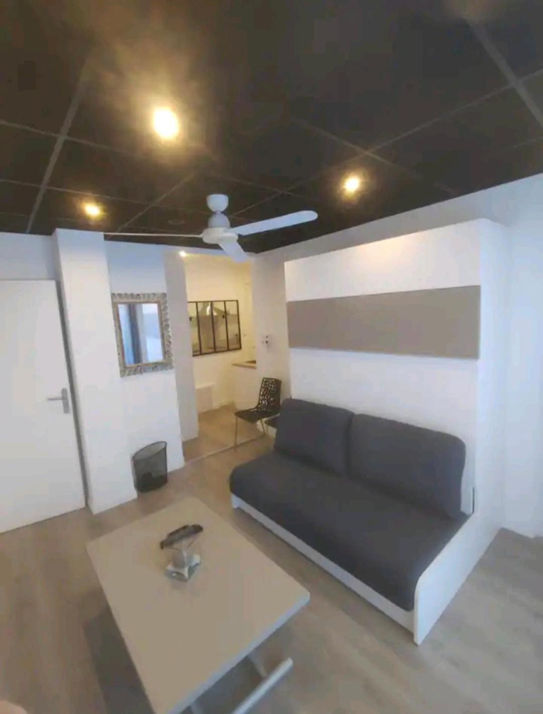 Studio Tout Confort Bord De Mer Vallauris Dış mekan fotoğraf